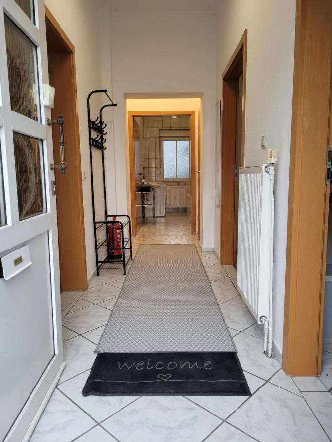 Wohnung In Oberhausen: Zentral & Ruhig, Eigener Eingang Оберхаузен Экстерьер фото