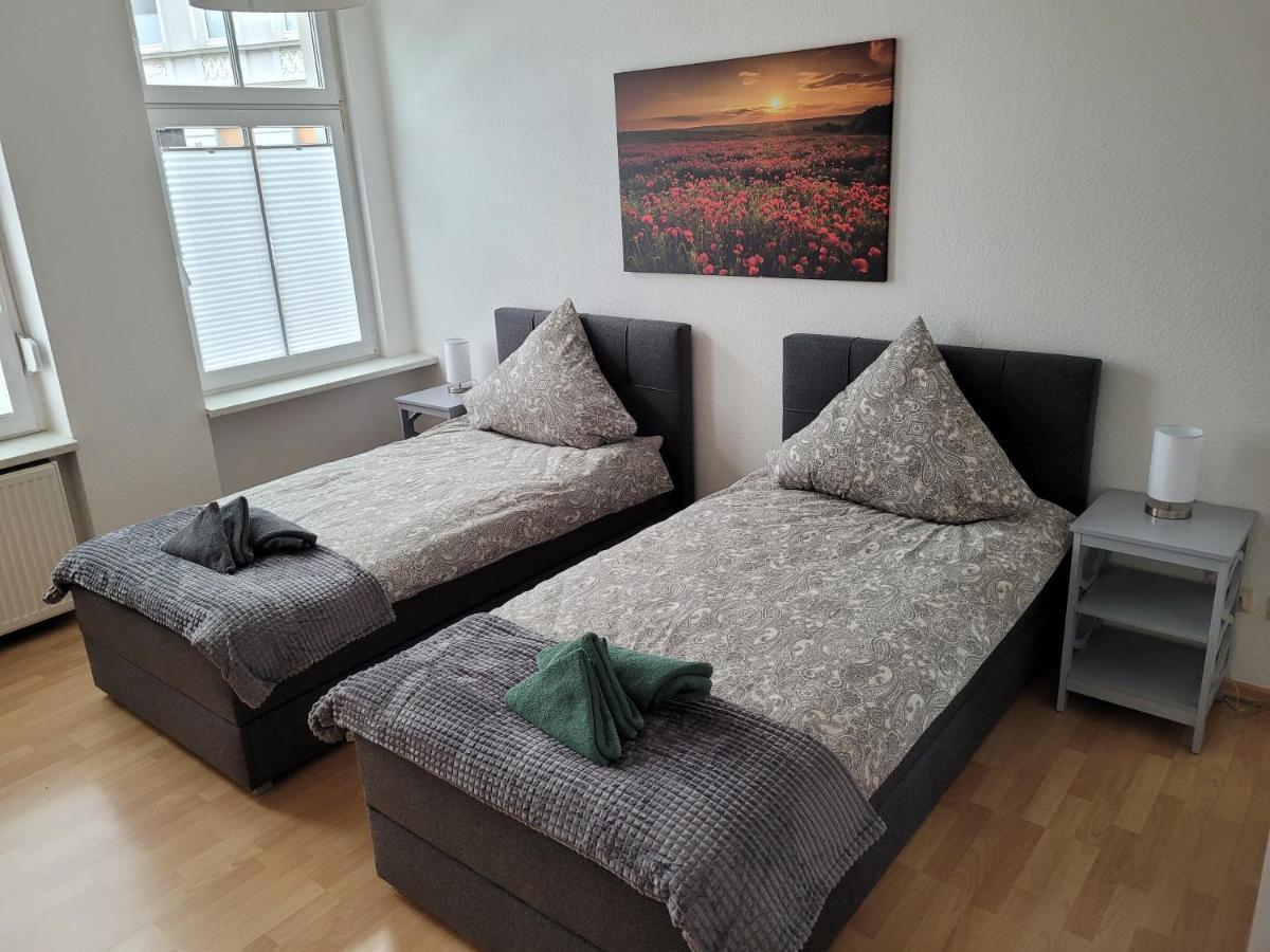 Wohnung In Oberhausen: Zentral & Ruhig, Eigener Eingang Оберхаузен Экстерьер фото