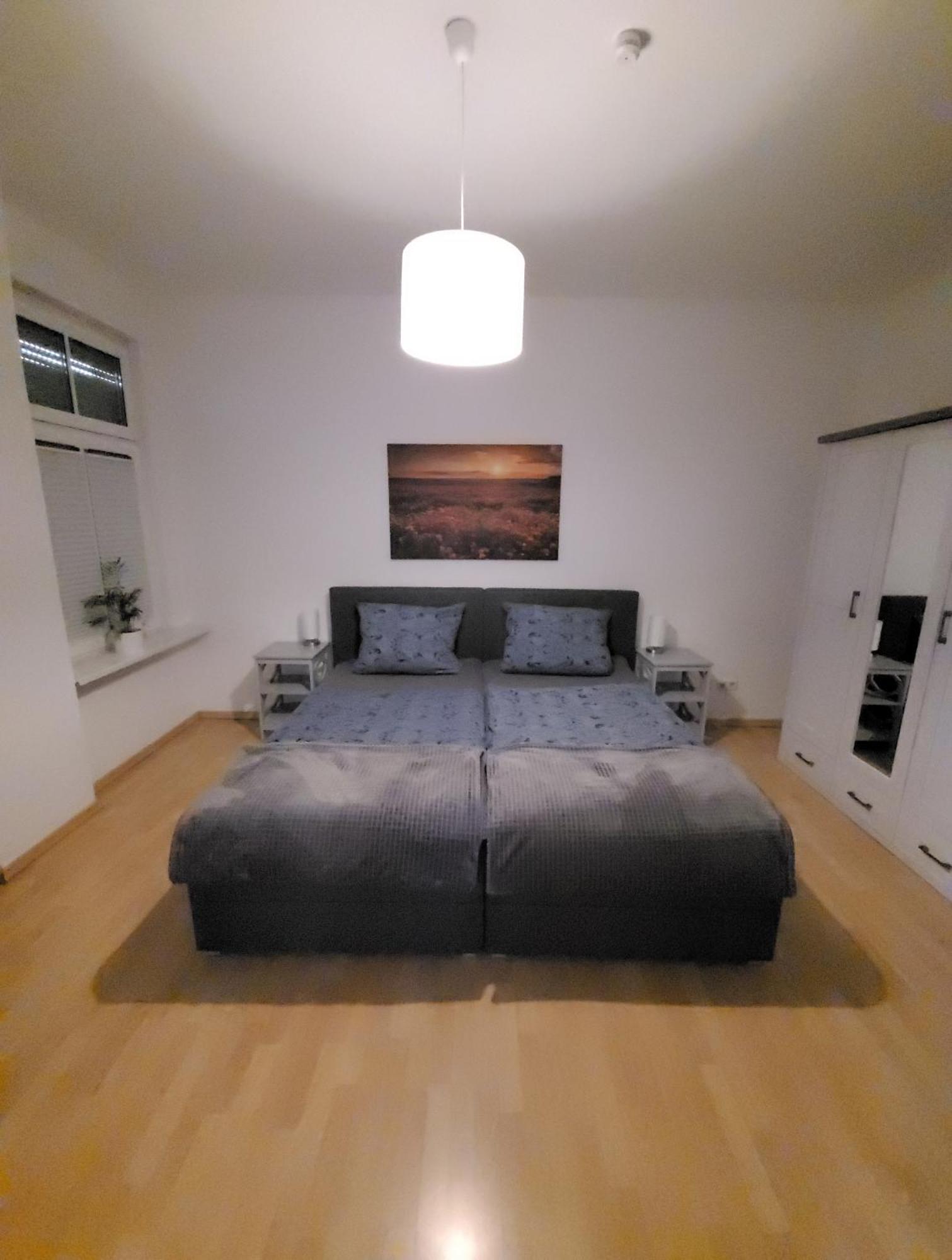 Wohnung In Oberhausen: Zentral & Ruhig, Eigener Eingang Оберхаузен Экстерьер фото